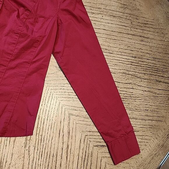 Red Button Down shirt size Petite S stretch St John's bay - Picture 3 of 8